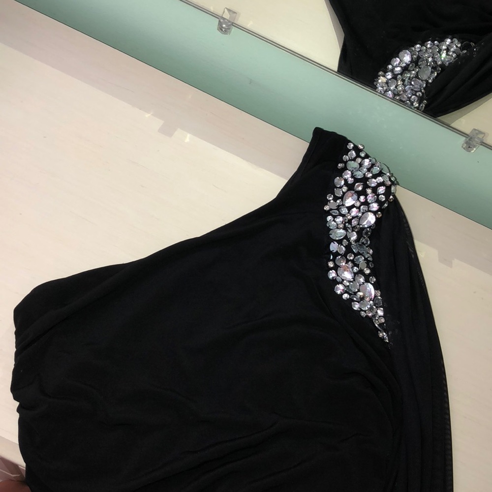 💣little black dress